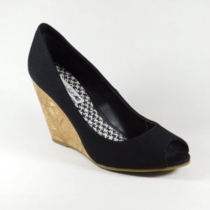 American Eagle NWOT Women Shoes, 7.5W, Black